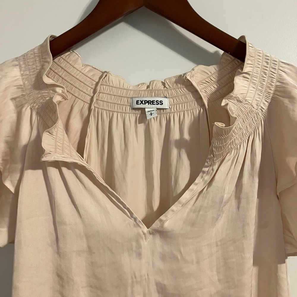 Express silky ruffle v-neck blouse flutter sleeves light peach color Women's S - Picture 2 of 12